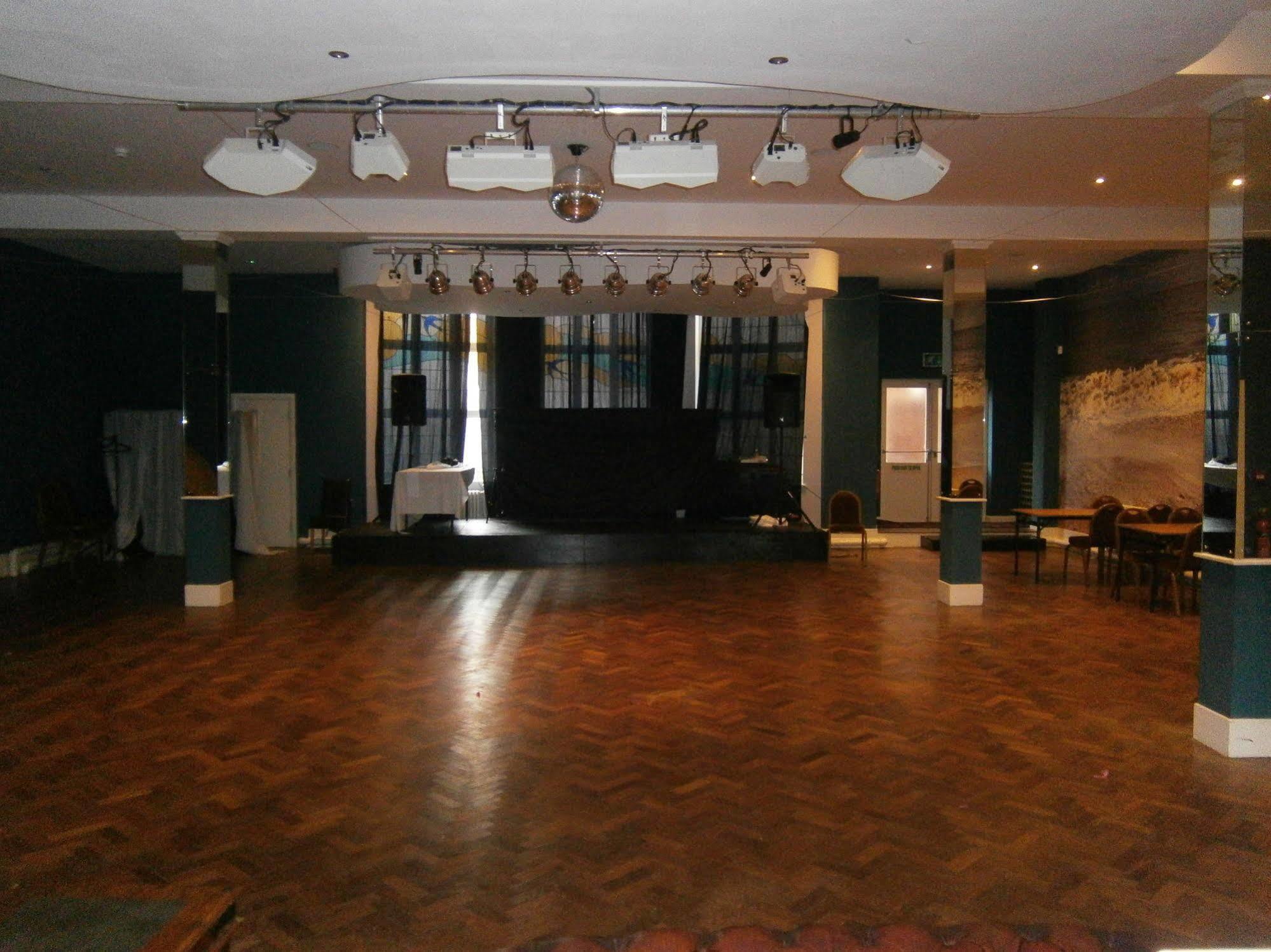 Oyo Grosvenor House Hotel Skegness Ngoại thất bức ảnh